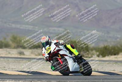 media/Jan-15-2026-Racers Edge (Thu) [[dfebeb70ab]]/2-A Group/Session 5 (Turn 5)/